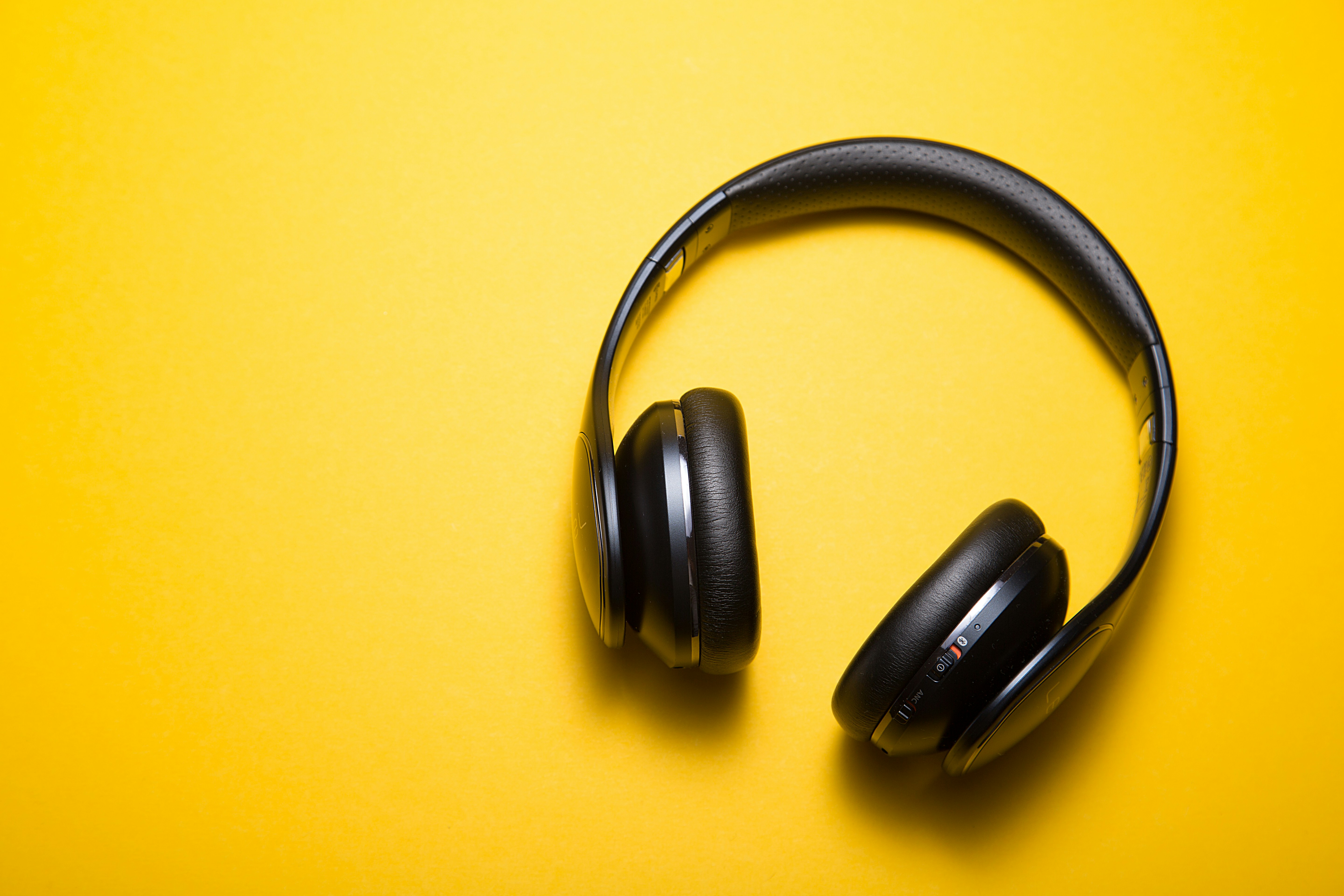 headphone-image